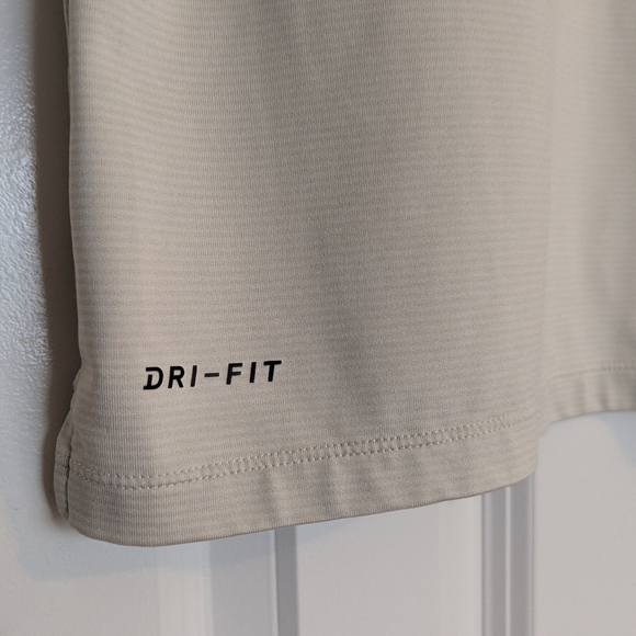 Nike Men's Dri-FIT Short Sleeve Golf Polo Sz M - Picture 4 of 11